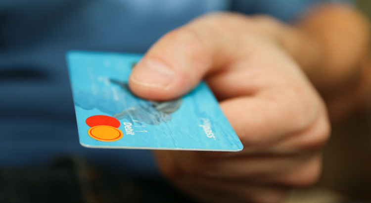 12 MEJORES CONSEJOS PARA AHORRAR DINERO CON TU TARJETA DE CRÉDITO